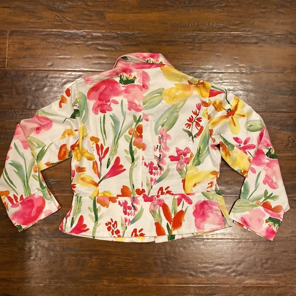 Chico's White Cotton Stretch Collared Blazer w/ Watercolor Floral Print Size 0 - Picture 10 of 13